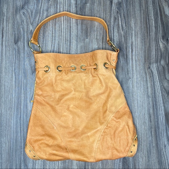 NWOT🎉HP🎉 LG Bulga Bag as seen on Jessica Simpson - Picture 2 of 5